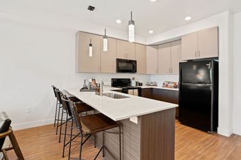 Gourmet kitchen